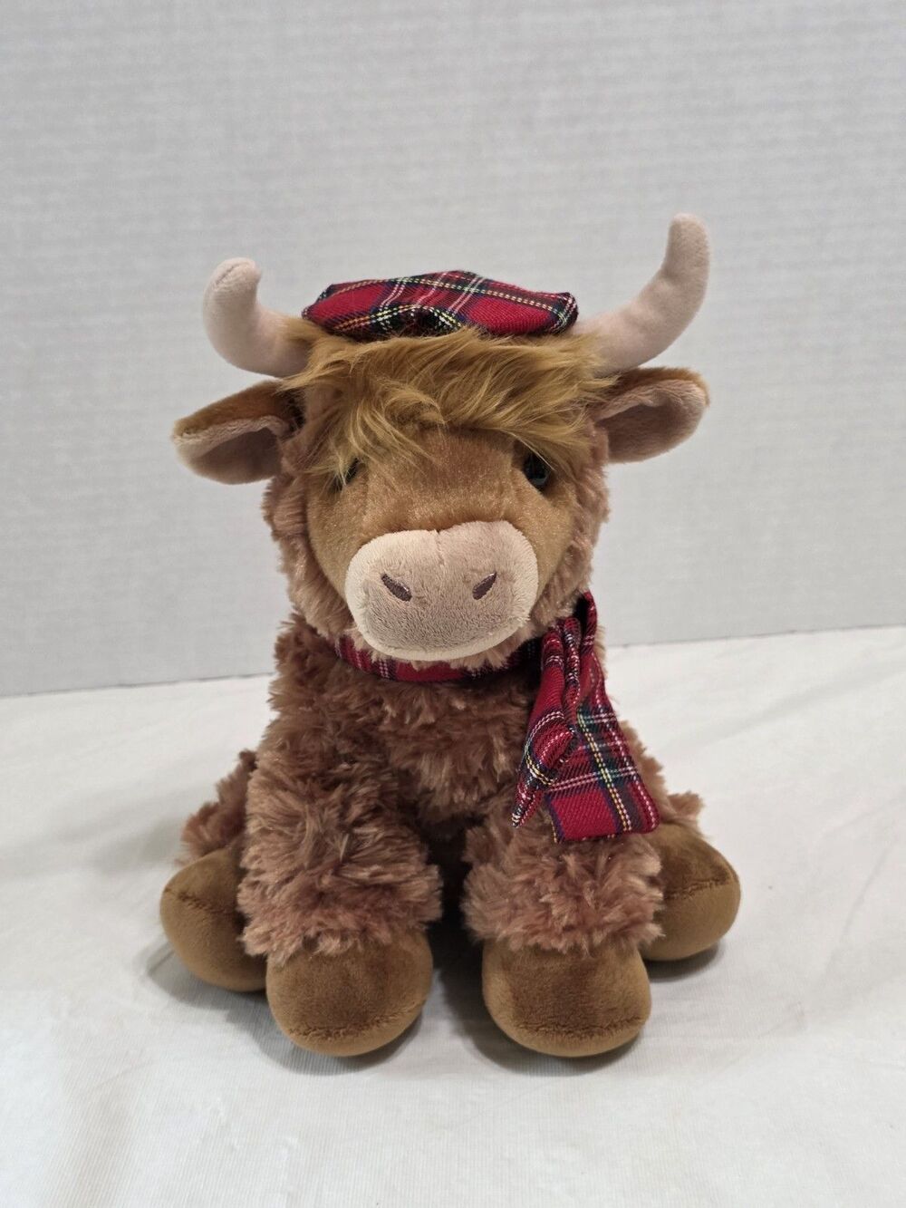 Aurora World Highland Cow with Hat and Scarf Plush 11"